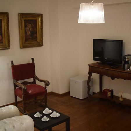 House System Bed & Breakfast Giarre Bagian luar foto