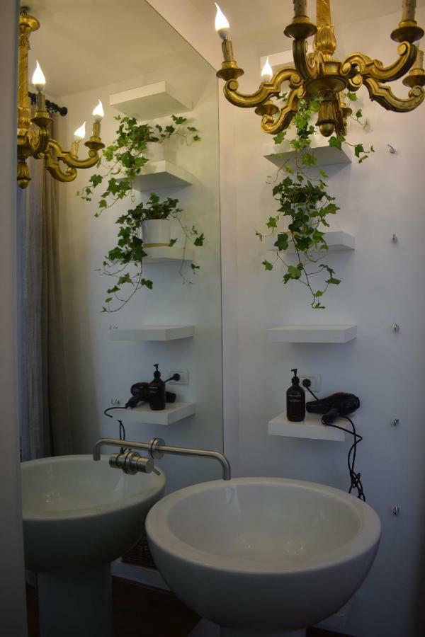 House System Bed & Breakfast Giarre Bagian luar foto
