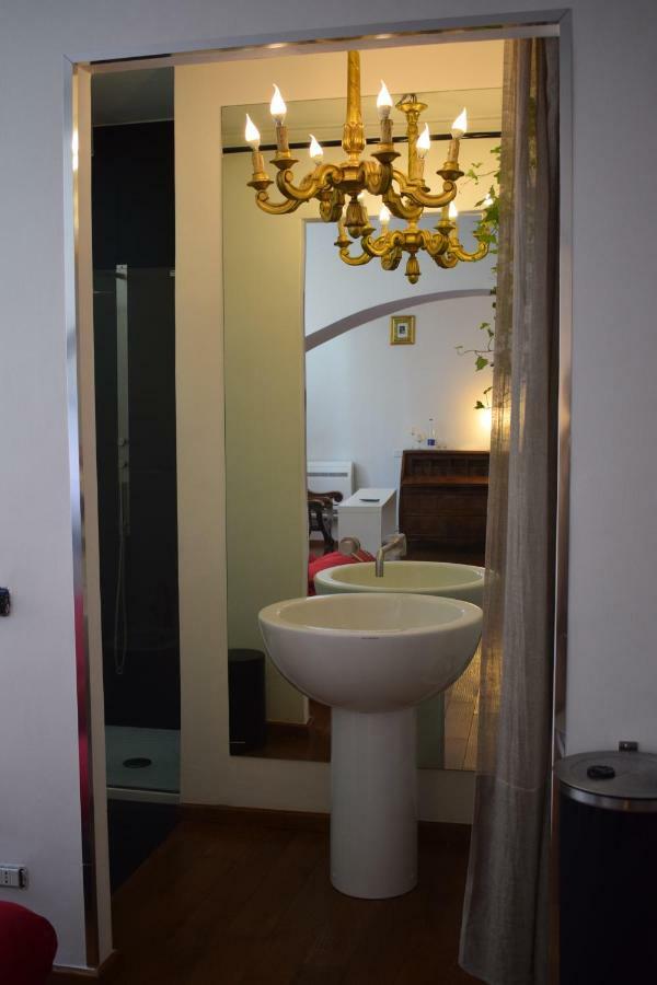 House System Bed & Breakfast Giarre Bagian luar foto